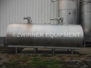 Mueller 2000 Gallon Refrigerated Bulk Farm Tank