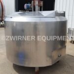Cherry-Burrell 500 Gallon Bridge and Cover Top, Slope Bottom Atmospheric Processor