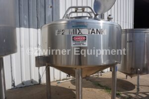 Mueller 600 Gallon Stainless Steel Dome Top, Cone Bottom Pressure Wall Processor