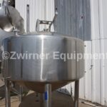 Mueller 600 Gallon Stainless Steel Dome Top, Cone Bottom Pressure Wall Processor