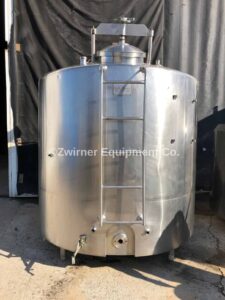 C.E. Howard 1,000 Gallon Dome Top, Reverse Dish Bottom, Pressure Wall Processor