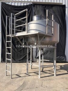 C.E. Howards Model 3711.A, 1,000 Gallon Stainless Steel Dome Top, Dish Bottom, Pressure Wall Processor