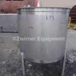 Walker Model SP 7167 200 Gallon Stainless Steel Bolt On Top Lid, Dish Bottom Single Shell Tank