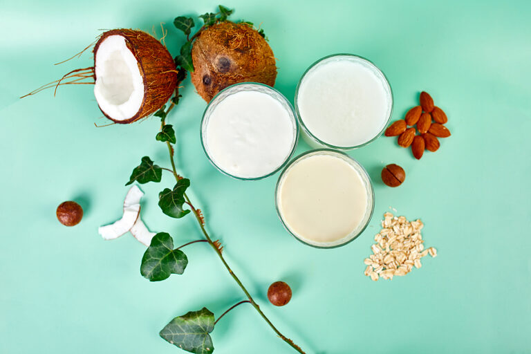 The Differences Between Dairy vs. Non-Dairy Milk