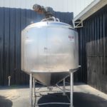 APV CREPACO 1,000 GALLON STAINLESS STEEL DOME TOP, CONE BOTTOM PRESSURE WALL PROCESSOR