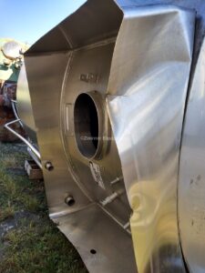 MUELLER 6,000 GALLON ALL STAINLESS STEEL REFRIGERATED SILO TYPE STORAGE TANK