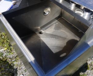 100 GALLON STAINLESS STEEL PMO LEGAL RECTANGULAR BALANCE TANK