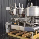 FEDERAL MODEL GL836 36 VALVE LEFT HAND STAINLESS STEEL LIGHT WEIGHT ROUND PLASTIC BOTTLE FILLER