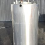 220 GALLON STAINLESS STEEL SINGLE SHELL TANK