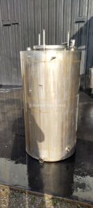 220 GALLON STAINLESS STEEL SINGLE SHELL TANK