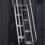STAINLESS STEEL SAFTY LADDER WITH HAND RAIL