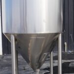 500 GALLON STAINLESS STEEL SINGLE SHELL CONICAL HOPPER