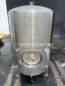 400 GALLON STAINLESS STEEL JACKETED STORAGE TANK