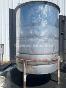 PERRY MODEL Vc 1850 GALLON VERTICAL STAINLESS STEEL SINGLE SHELL TANK