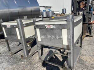 IBC 225 GALLON/30 CU FT PLASTIC CONE BOTTOM TOTES