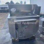 200 GALLON STAINLESS STEEL REFRIGERATED BULK TANK