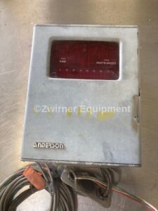 PRESSURE DIFFERENTIAL INDICATOR