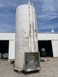 9,000 GALLON INSULATED VERTICAL SILO TYPE STORAGE TANK