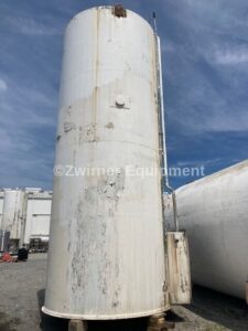 9,000 GALLON INSULATED VERTICAL SILO TYPE STORAGE TANK