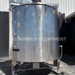 2,000 GALLON BRIDGE AND COVER TOP SHALLOW CONE BOTTOM STAINLESS STEEL INSULATED MIX TANK
