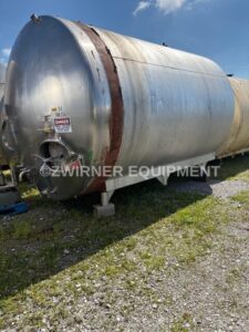 5,000 GALLON INSULATED HORIZONTAL CYLINDRICAL STORAGE TANK