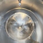 600 GALLON STAINLESS STEEL VERTICAL FLAT BOLT-ON TOP CONE BOTTOM SINGLE SHELL TANK