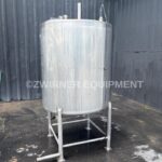300 GALLON STAINLESS STEEL VERTICAL FLAT BOTTOM SINGLE SHELL TANK