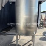 500 GALLON STAINLESS STEEL VERTICAL FLAT BOTTOM DOME TOP SINGLE SHELL TANK