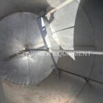 1,500 GALLON STAINLESS STEEL VERTICAL MIX TANK