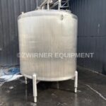 750 GALLON DOME TOP SLOPE BOTTOM VERTICAL STAINLESS STEEL SINGLE SHELL TANK