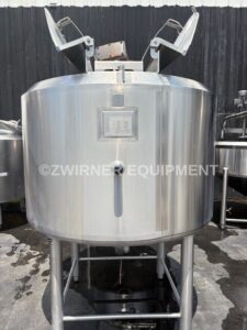 300 GALLON 316L BRIDGE AND COVER TOP HEMISPHERICAL BOTTOM JACKETED MIX TANK