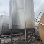 5,000 GALLON 316L DOME TOP, DISH BOTTOM, STAINLESS STEEL HEATED MIX TANK