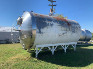 6,000 GALLON INSULATED HORIZONTAL CYLINDRICAL PRESSURE TANK