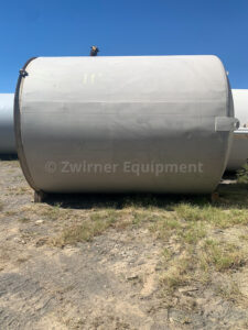 8,400 GALLON STAINLESS STEEL INSULATED VERTICAL SILO TYPE STORAGE TANK