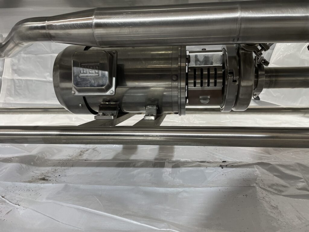 WEG motor and recirculation pump under the COP tank